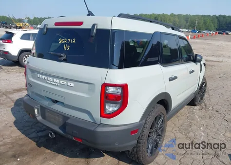 2022 Ford Bronco Sport Big Bend z USA, uszkodzony, nr VIN 3FMCR9B61NRE17977